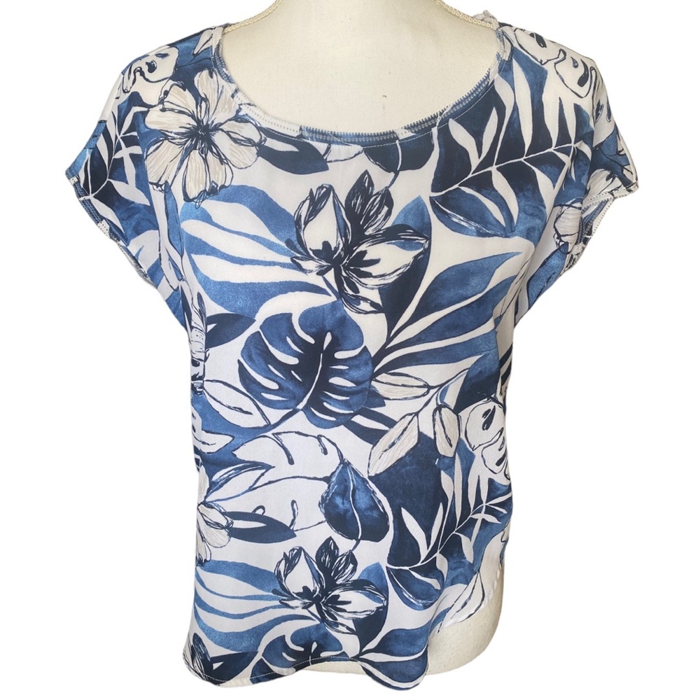Banana Republic | Womens Blue and white Tropical Top Size Petite XXS
